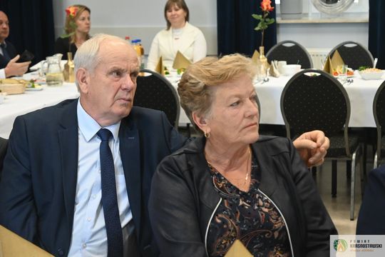 Pół wieku i więcej razem. W Fajsławicach świętowali niezwykłe małżeńskie jubileusze [GALERIA ZDJĘĆ]