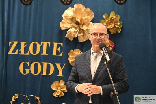 Pół wieku i więcej razem. W Fajsławicach świętowali niezwykłe małżeńskie jubileusze [GALERIA ZDJĘĆ]