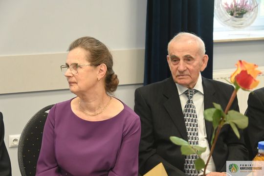 Pół wieku i więcej razem. W Fajsławicach świętowali niezwykłe małżeńskie jubileusze [GALERIA ZDJĘĆ]