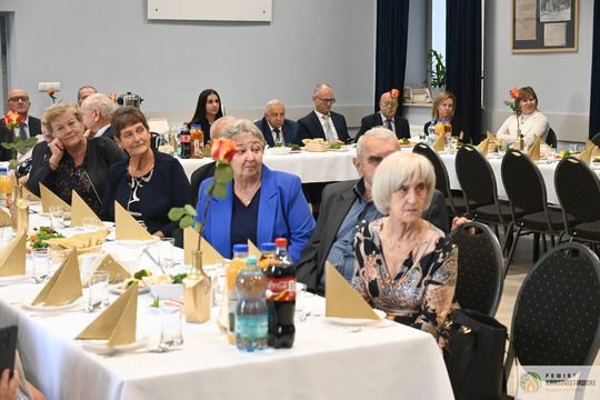 Pół wieku i więcej razem. W Fajsławicach świętowali niezwykłe małżeńskie jubileusze [GALERIA ZDJĘĆ]
