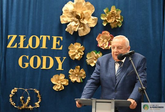 Pół wieku i więcej razem. W Fajsławicach świętowali niezwykłe małżeńskie jubileusze [GALERIA ZDJĘĆ]