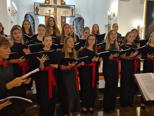 Chór Rapsodia z muzycznym podziękowaniem
