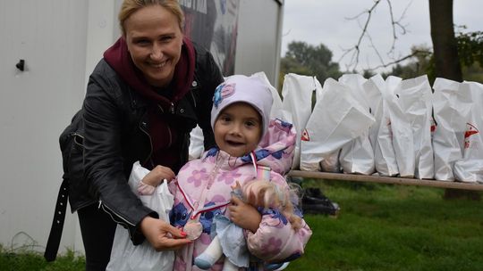 Gm. Fajsławice. Jesienna rywalizacja nad wodą. Młodzi wędkarze walczyli o „Puchar Jesieni” [GALERIA ZDJĘĆ]