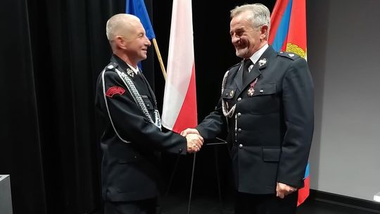 Sztafeta pokoleń w strażackiej służbie. Po 19 latach zmiana na czele OSP w powiecie chełmskim [ZDJĘCIA]