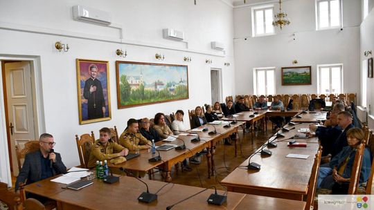 Krasnystaw. Szkolenie w urzędzie i wzmożone patrole przy szkołach [GALERIA ZDJĘĆ]