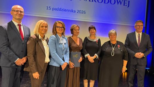 Medale i nagrody dla nauczycieli podczas wojewódzkich obchodów Dnia Edukacji Narodowej we Włodawie [ZDJĘCIA]