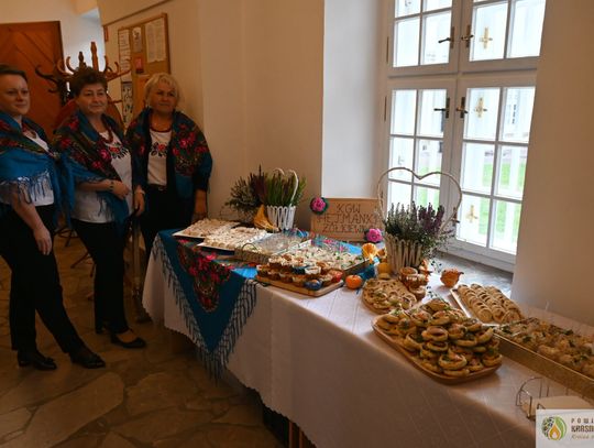 Poezja, sztuka i kabaret. Noc Bibliotek pełna twórczych spotkań [GALERIA ZDJĘĆ]