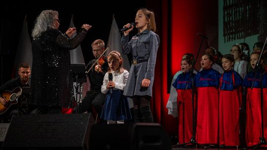 Koncert „Echa Wolności”. Włodawa oddała hołd żołnierzom podziemia. 80. rocznica rozbicia urzędu bezpieczeństwa [ZDJĘCIA]