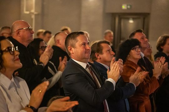 Koncert „Echa Wolności”. Włodawa oddała hołd żołnierzom podziemia. 80. rocznica rozbicia urzędu bezpieczeństwa [ZDJĘCIA]
