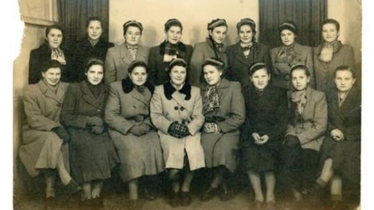 Archiwalne dokumenty i fotografie z Krasnegostawu zabezpieczone. Można je zobaczyć w sieci [ZDJĘCIA]